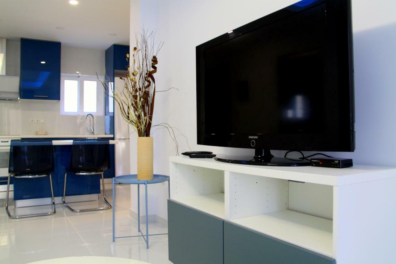 Thiseos 319. Beautiful Apartments Near The Cultural Center Of The Capital. Athena Bagian luar foto